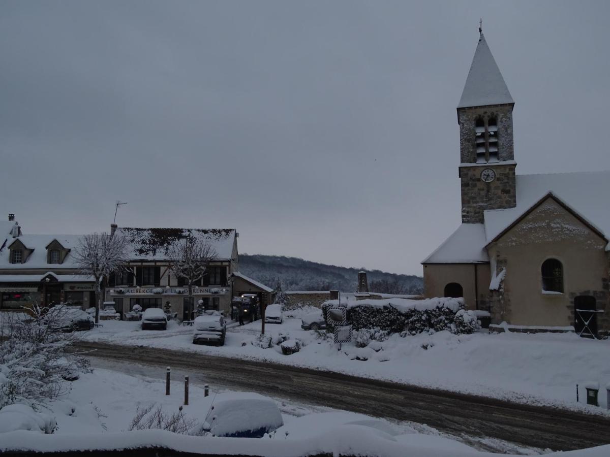Auberge De La Garenne Saint-Remy-l'Honore Eksteriør billede